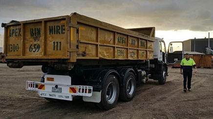 Skip Hire Truck in Keilor